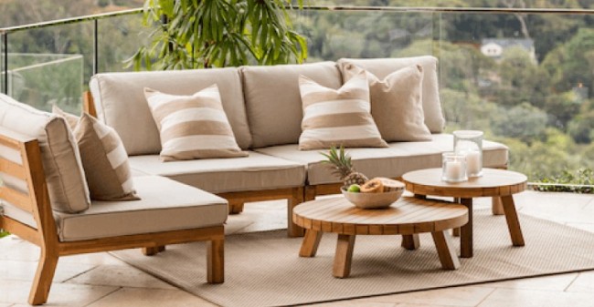 Summer Sofa Vibes Discover The Best Colors for Your Living Room