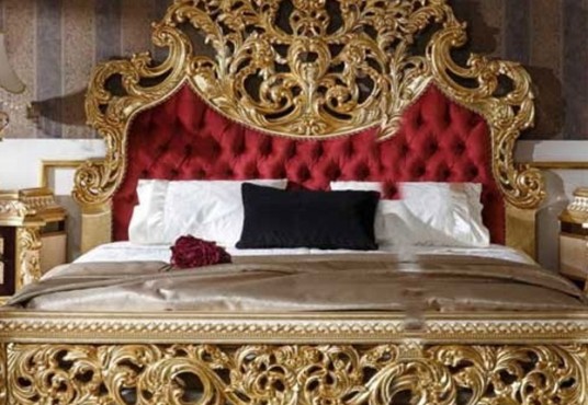 Why Are Royal Bed Manufacturers Redefining Luxury Sleeping?