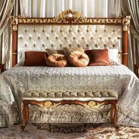 Luxury Teak Wood Bed in Delhi