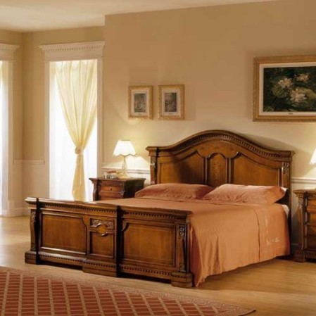 Solid Wooden Bed in Delhi