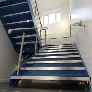 Steel Fabricators Stairs Manufacturers, Suppliers in Delhi